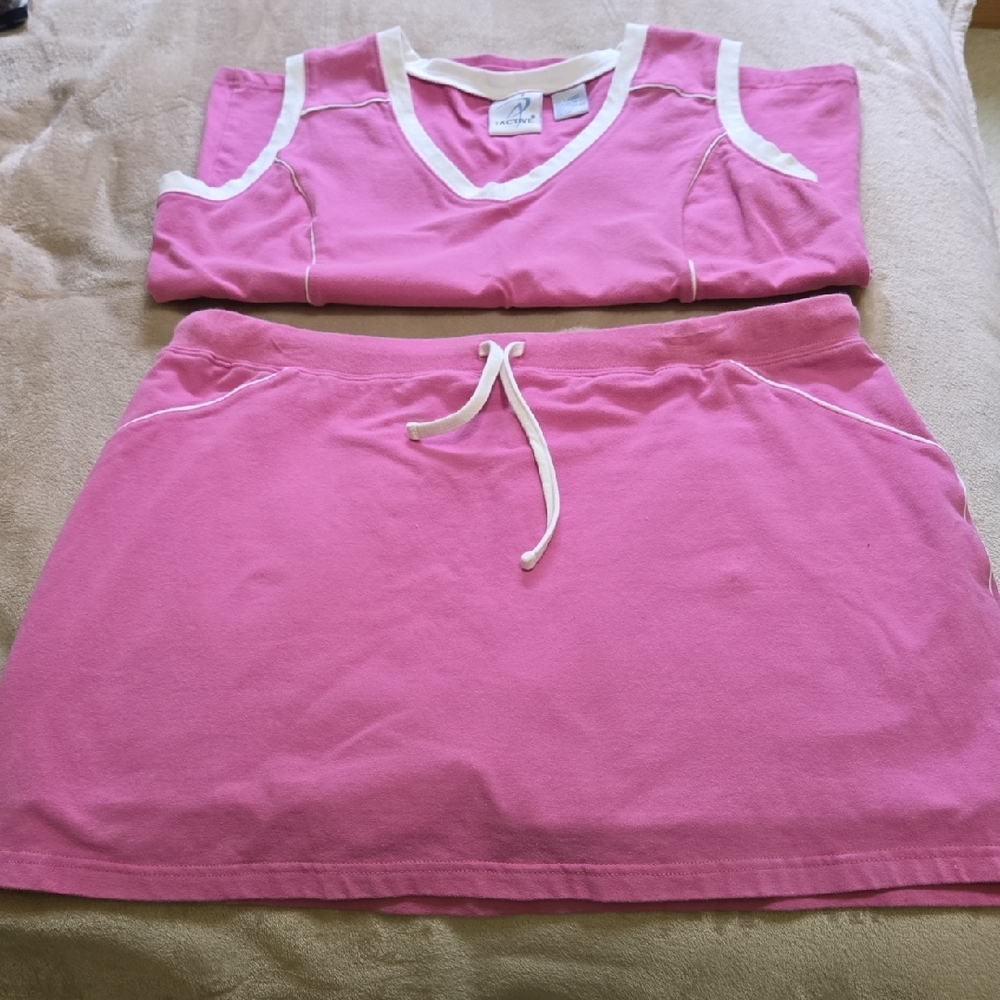 Active Pink and White Top